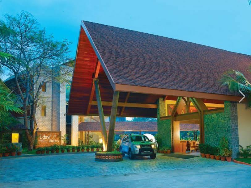 อุทัย สวีท - เดอะ การ์เดน โฮเต็ล Hotel Thiruvananthapuram ภายนอก รูปภาพ